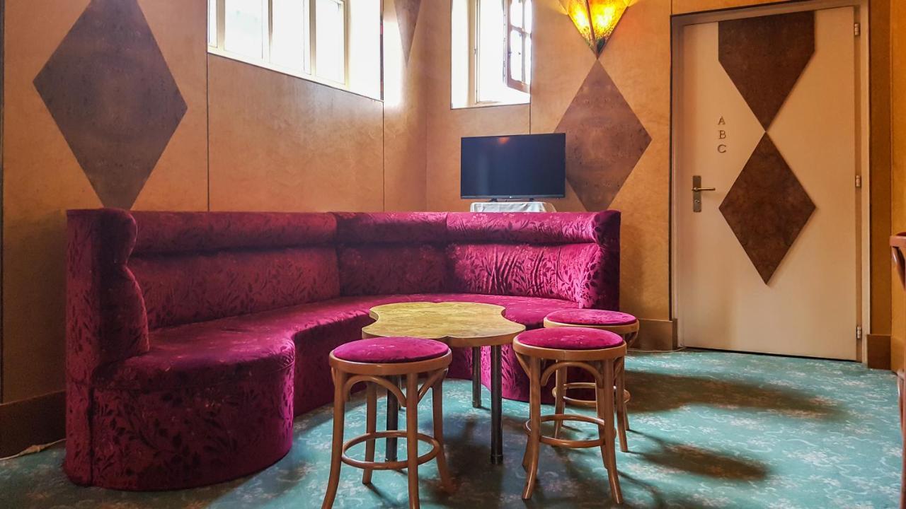 Hotel Les Berges Chippis Екстериор снимка