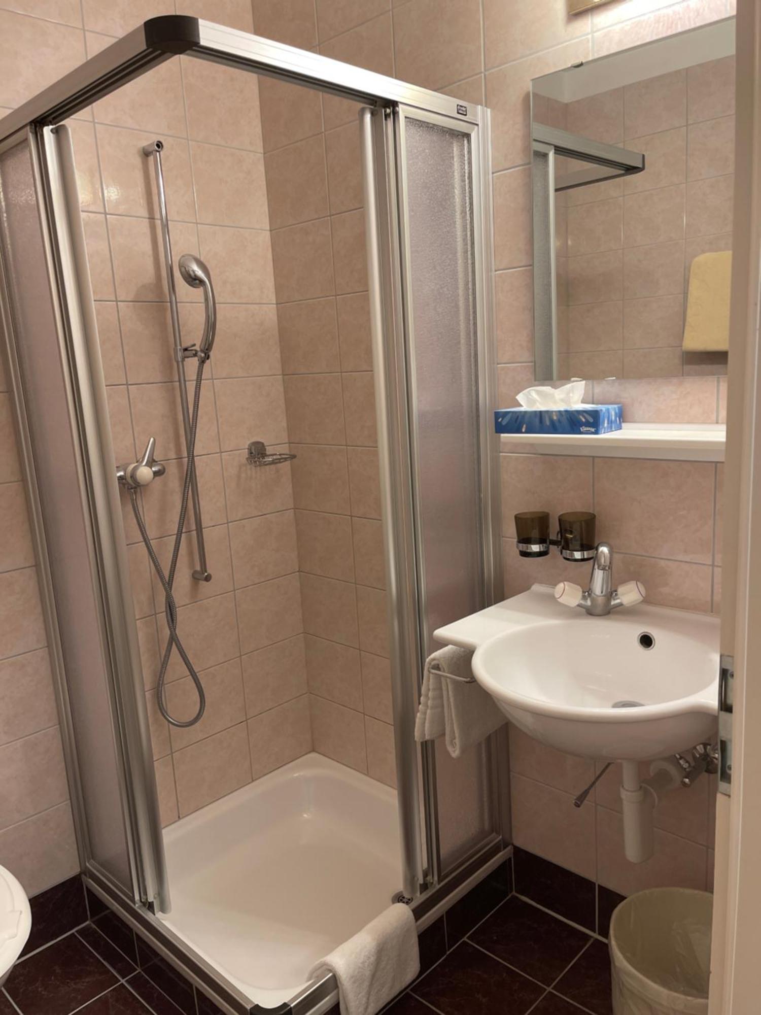 Hotel Les Berges Chippis Екстериор снимка