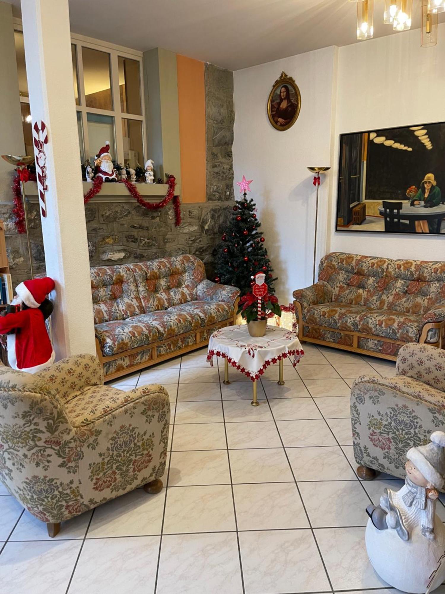 Hotel Les Berges Chippis Екстериор снимка